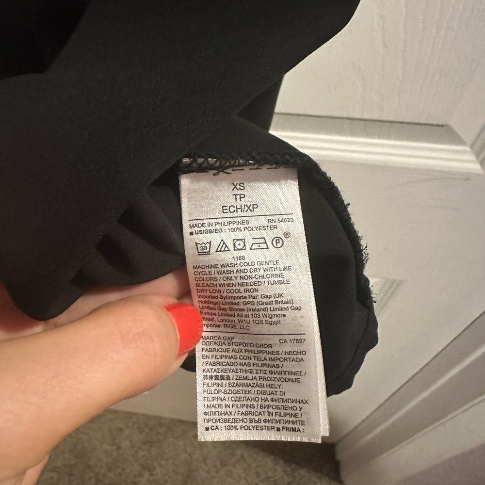 Breezy Light Ruffle Tank Top Black π - Picture 8 of 8
